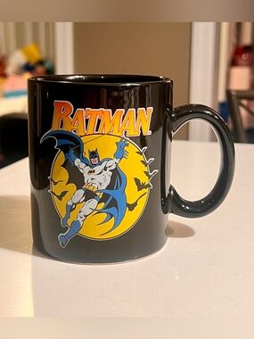 2011 Vintage Batman Ceramic Coffee Mug